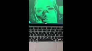 Masturbation devant cyberpunk v panam