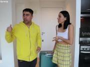 Vino de vacaciones con hambre de verga y me corri en su cara - LynnScream x NicoRD 1/16