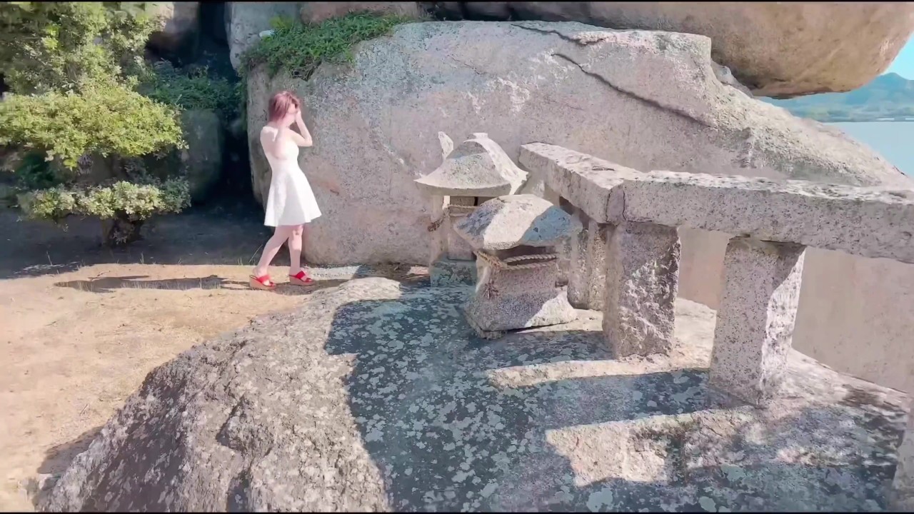【4K高画質】Fカップ変態熟女が数人の男性にバレて見られながら野外露出オナニー＆放尿🤗💖指入れたままの大量潮吹き後はノーブラ・ノーパン帰宅🥰日本人/人妻/巨乳/パイパン/無修正/変態/中出し - RedTube