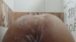 Twink Guy Soaping His Ass In The Bathtub 🍑🫧🧼🚿