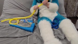 Murrsuiter deepthroats long toys