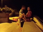 Sesso in spiaggia pubblica (con guardone) 8/16