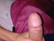 Me levanté bien caliente y no dejé pasar la oportunidad de masturbarme 2/16