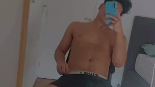 ¿No te quieres tocar conmigo?