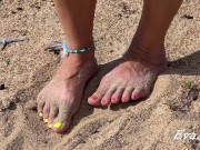 My feet and masturbation with orgasm and wet pussy close up on the beach 16/16