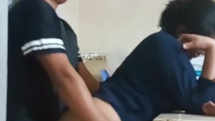 Sirvienta follada en la cocina (casi nos pilla mi esposa)