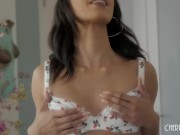 Hot Ebony Alexis Tae Gives Davon Drake Amazing Blowjob Gives Her A Pussy Licking 2/16