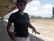 Seduje a mi entrenador y me lo folle 2/16