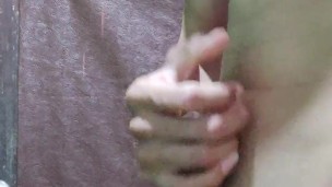 Me deja solo en su cuarto y no aguante la tentación