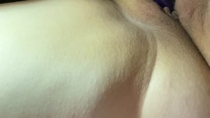 Roberta Rides uses a vibrator on her Clit