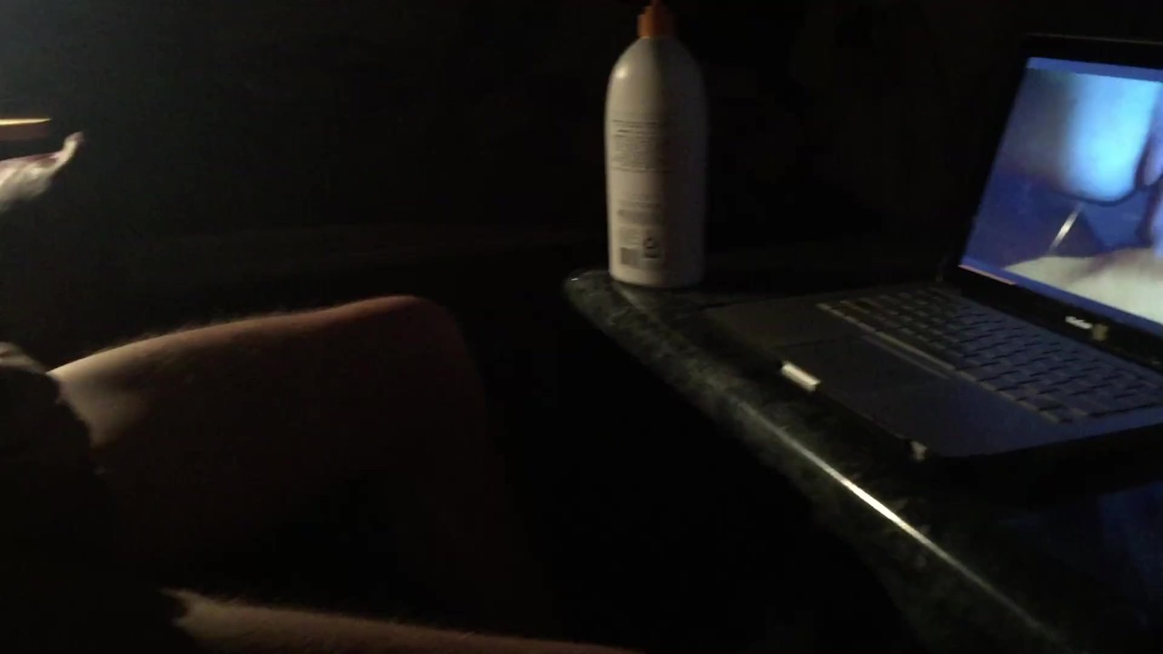 Caught masturbating - Free Sex Video - RedTube