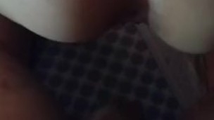 Hermanastra se viene en mi verga y la cojo en 4