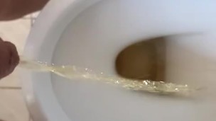 Piscio_a_gogò