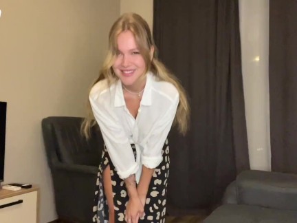 Asmr girlfriend roleplay. POV virtual sex. Stay home and fuck is better than walk.
