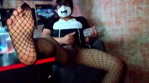 Lick My Feet While I Jerk Off (Preview)