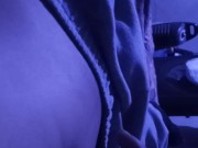 The purple light makes me very horny and I jerk off very well 7/16