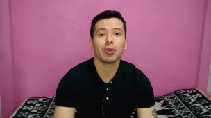 Mi Jefe me penetra con su verga de 23cm en la panaderia mientras su esposa sale