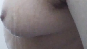 BBGirl chica con pechos grandes te envía vídeo caliente a escondidas de su novio