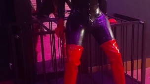Dominatrix Tania te seduce