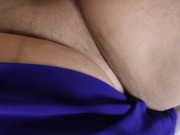 تامر ابن الجيران يروح لسارة البيت وينيكها فى كسها الجزء الاول 9/16