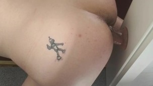 I'm fucking my backdoor with my big pink dildo
