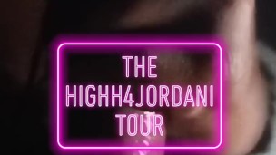 Giving my manager a sloppy blowjob on snapchat 💋