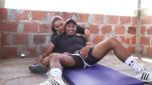 QUE RICO FOLLAR AL AIRE LIBRE CON MI NOVIO LUEGO DE QUE HICIERA EJERCICIO 1 parte