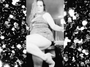 Black and white 11/16