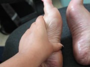 Pies masajeados por Mistresstryss 10/16