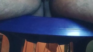 Empieza la noche con una buena paja