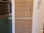 Deux demi-frères prennent leur demi-sœur dans une double pénétration inattendue 1/16