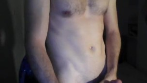 Quem precisa de um pau preto quando se tem um pau grande e branco?
