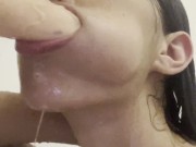 JULIE OLIVER - Explorando Novas Sensações no Banho 13/16