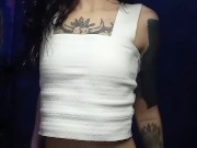 Cam girl exibindo com plug no cuzinho 7/16