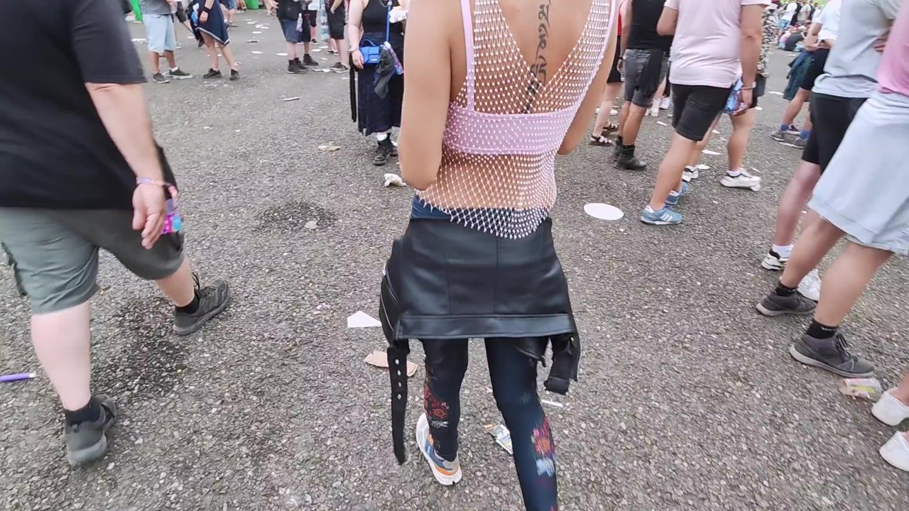 Festival Girl Fucked Hard in Campervan!!! Double CUM to Huge Squirting Pussy - Бесплатное секс видео - RedTube