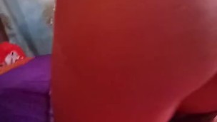 AMATURE BABE SHOWING OFF HER BIG NATURAL BUTT I GUESS SHE NEED SOME HOT DRIPPING CUM IN HER🎥