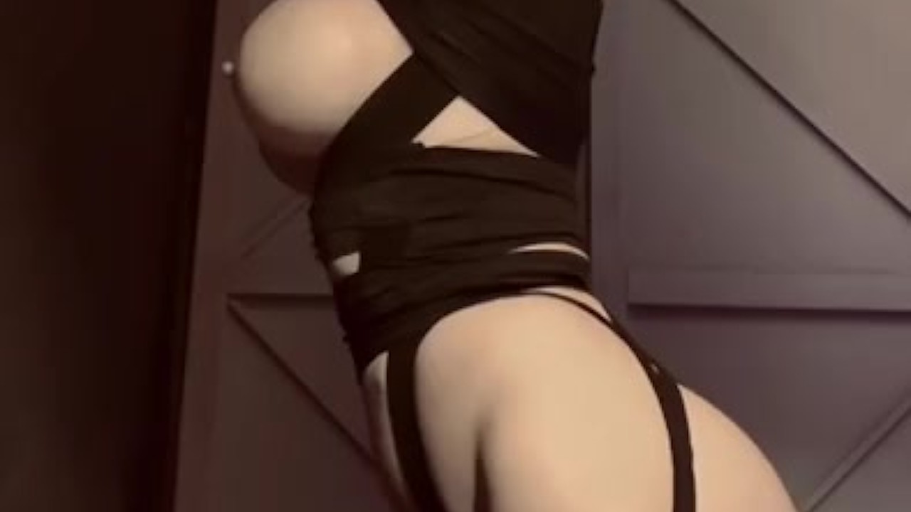 Freyamousy Lara croft cosplay porn part 3 - Free Sex Video - RedTube