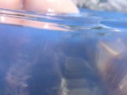 Трогаю голую девушку на нудистском пляже 14/16