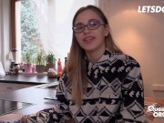 Brunette Selvaggia Fingers & Toys Her Twat To Reach Orgasm After Interview - LETSDOEIT 5/16