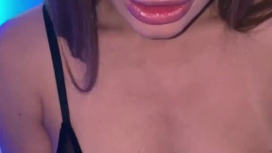 Bubbly Slut Skylar Snow Gets Her Tight Asshole Spread