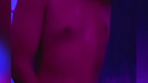 Me masturbo cuando mi polla me lo pide