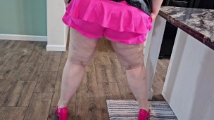 Doing a quick test of my new dildo fuck machine in slow motion - big butt bbw ssbbw fat pussy