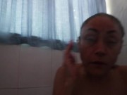 FOLLE A LA MAMA DE MI NOVIA MIENTRAS SE DUCHABA 4/16