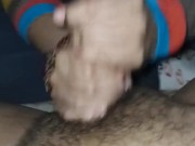 ¡QUÉ RICO! Eso de JALARSELA hasta querersela arrancar, ya es un hábito.