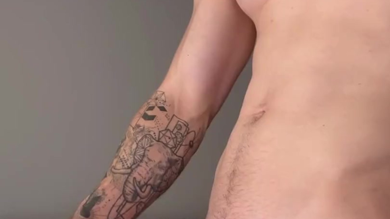 ディズニースターがOnlyfansで彼の巨根を見せる - RedTube
