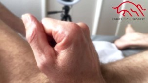 Verbal daddy jerks off and cums hard