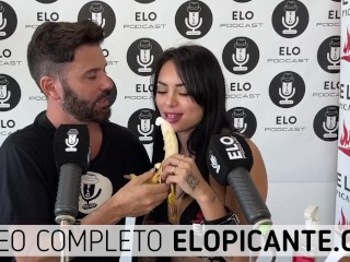 CHINA KNUTTSEN SE TRAGA LA CREMA EN EL CUARTO PICANTE