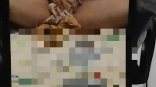 Pinoy Jakol sa harapan ng salamin