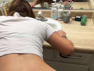 Paid Pretty Babe For A Quickie