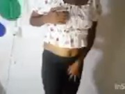 Shashi kellage hot 💃 eka ගෙදර කට්ටිය නැති වෙලෙ නටන shashi girl 3/16